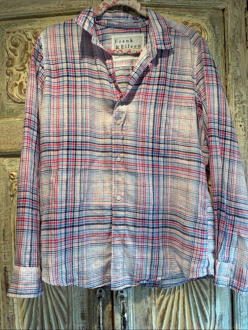 NWOT Frank & Eileen BARRY Plaid Button-Down Shirt in Pink and Blue